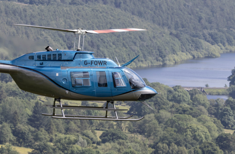 Bell-Long-Ranger-Photography-by-Status-UK-Helijet_0005_003A5162-copy