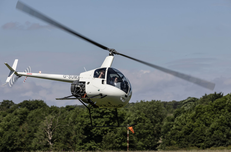 Robinson-R22-Photography-by-Status-Photography-Helijet_0015_003A4825